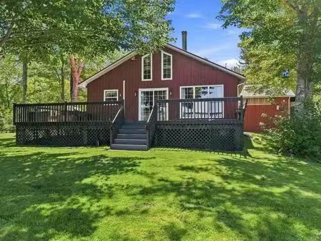 54 Buckingham Drive, South Range, NS, B0W 1H0 house for sale.