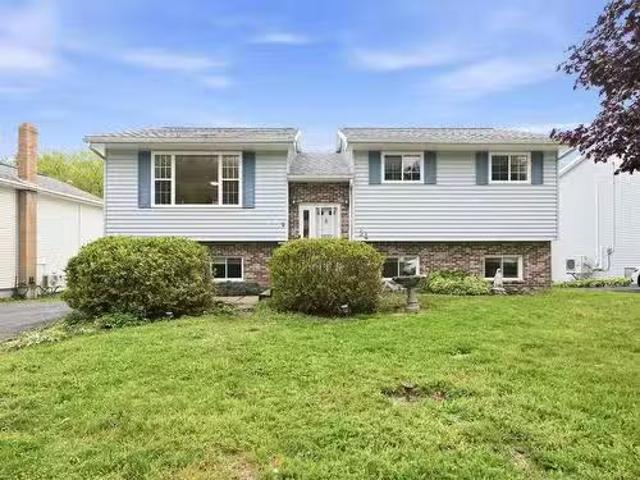 54 Cartier Crescent, Lower Sackville, NS, B4C 3K7 house for.