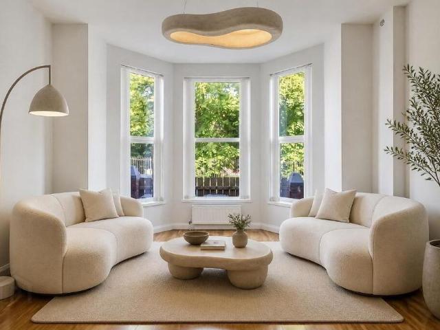 54 Castleton Gardens, Belfast, BT15 3BY