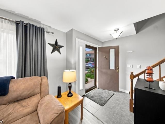 54 Cheyenne Rd