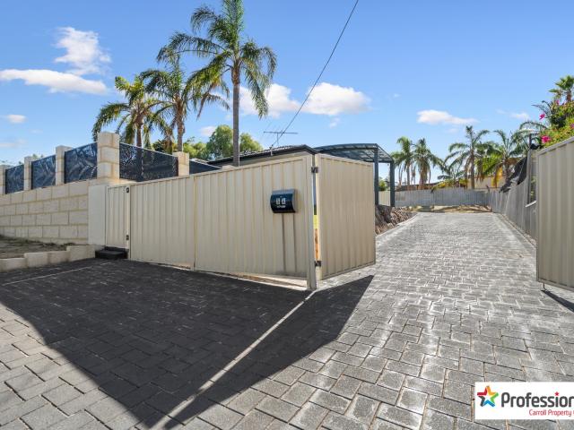 54 Civic DriveWanneroo WA 6065, Australia