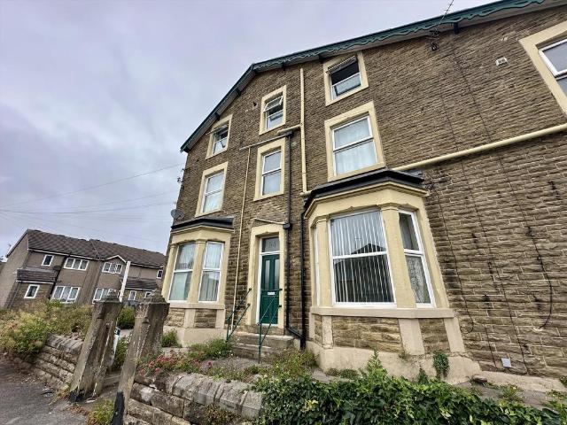 54 Devonshire Road, Morecambe LA3 1 bed flat to rent £750 pcm £173 pw