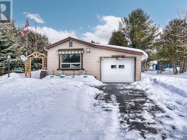 54 First Avenue, Wellington North, ON, N0G 1A0 house for sale | Listing ID X12818 | Royal LePage