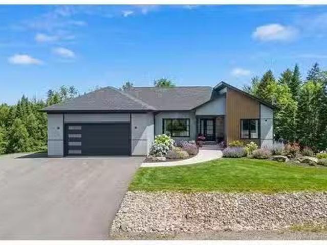 54 Golden Eagle Drive, Hanwell, NB, E3C 0H3 house for sale.
