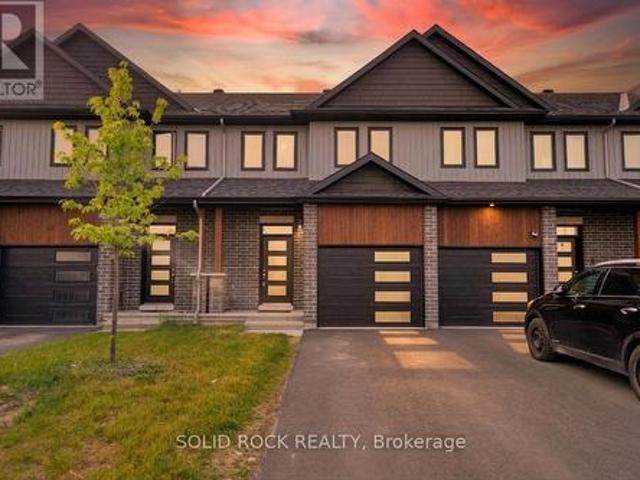 54 Griffith Way, Carleton Place, ON, K7C 4G4 house for sale | Listing ID X14081 | Royal LePage