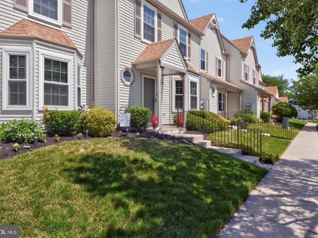 54 Knoll Drive
