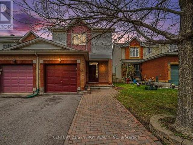 54 Meadowcroft Crescent, Ottawa, ON, K1J 1H2 house for sale | Listing ID X13685 | Royal LePage