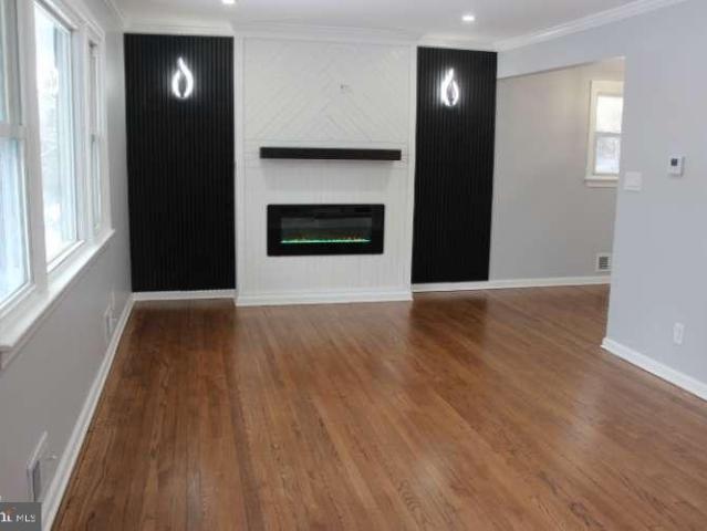 54 Meriline Avenue
