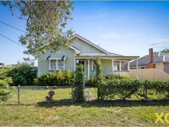 54 Pitt Street, Singleton House for rent Listed by Tracey Fra.