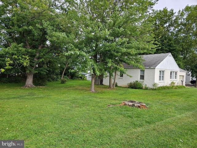 54 Poplar Avenue
