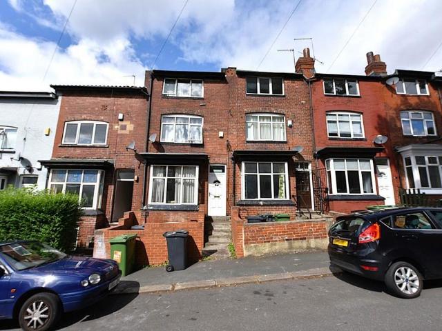 54 Richmond Mount 6 bed house to rent £3,094 pcm £714 pw