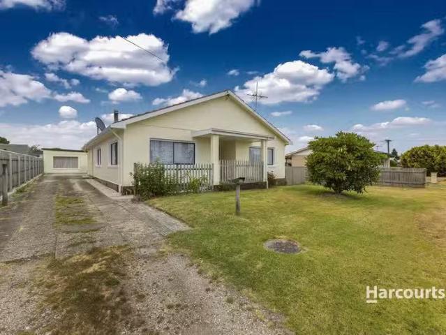 54 Saunders Street, WYNYARD, TAS 7325 House for Rent