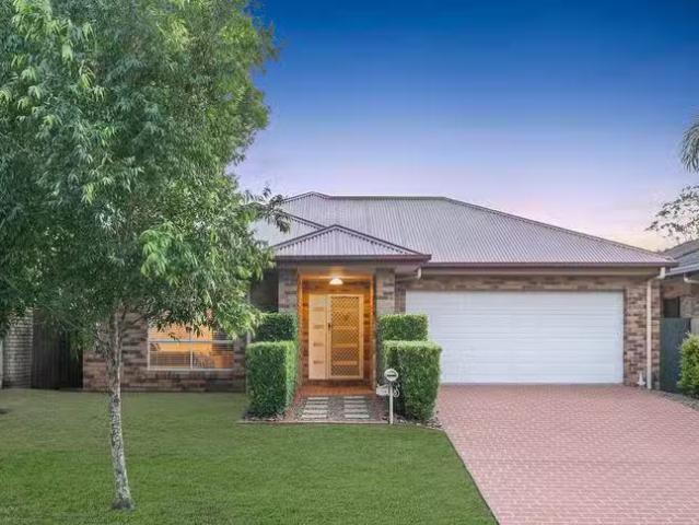 54 Staghorn Parade, North Lakes, QLD 4509