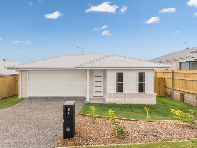 54 Summer Drive, Wondunna QLD 4655