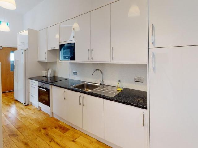 54a Glasshouse Street, Nottingham. 2 bed terraced house to rent £1,343 pcm £310 pw