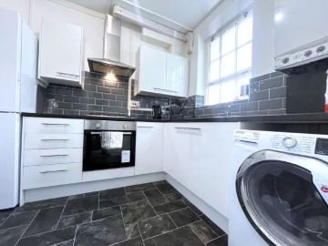 Somers Town, London, Greater London - Equipped kitchen
