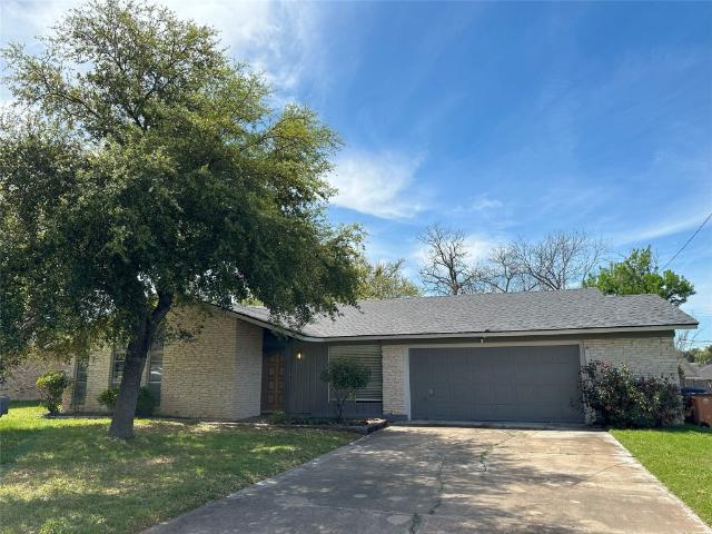 5504 Chadwyck Dr, 3 beds, 2 full baths