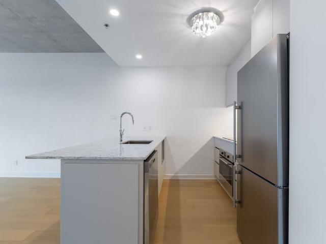 5505 Boul. du Quartier, Brossard, QC J4Z