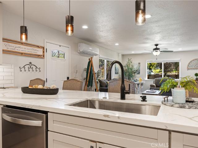 5505 Live Oak Drive
