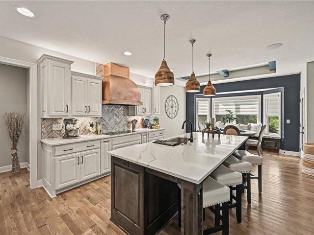 5507 NW 111th Place