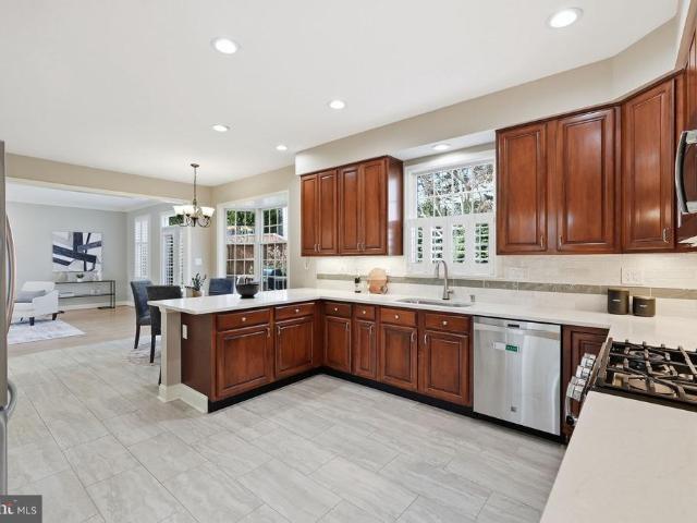 5509 10Th Street N
