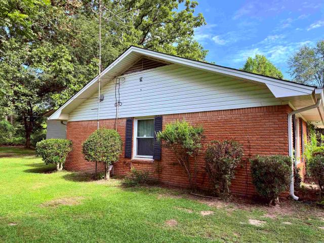 5500 Lakeshore Drive