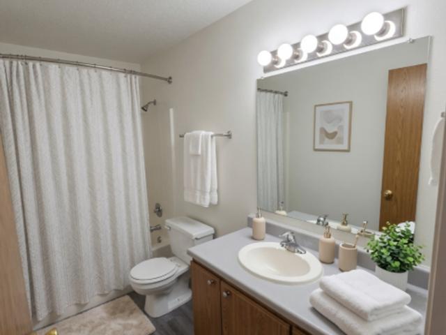 MacArthur Estates 2 Bedroom Apartment for Rent at 5500 S Mac Arthur Ln, Sioux Falls, SD 57108