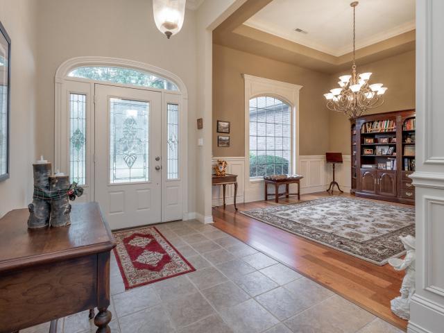 5501 thornbrook pky