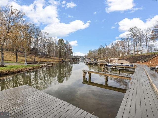 5502 Wyndemere Circle