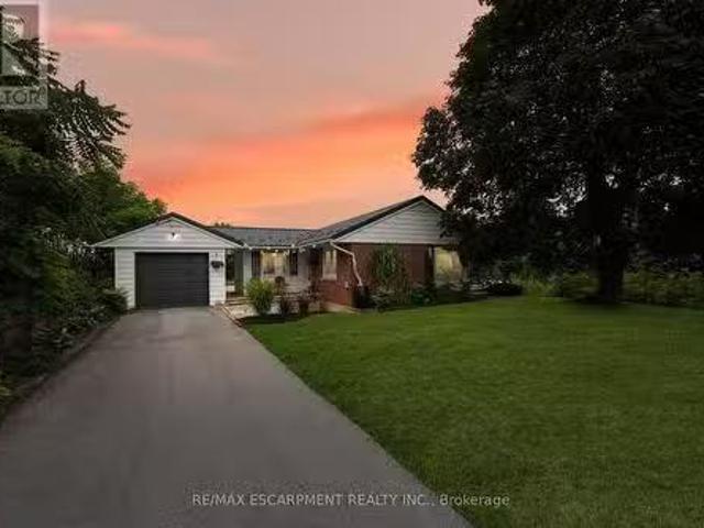 5503 Greenlane Road, Lincoln, ON, L3J 1M9 house for sale Li.