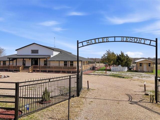 550 County Road 297, Gainesville, TX 76240 | MLS #21139
