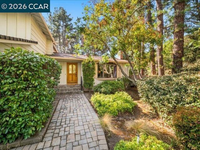 550 Catanio Ct