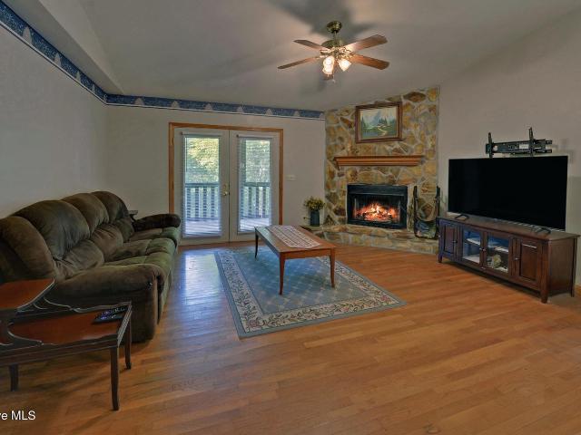 550 Evans Hollow Road