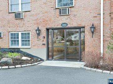 550 Fairview Avenue # 308