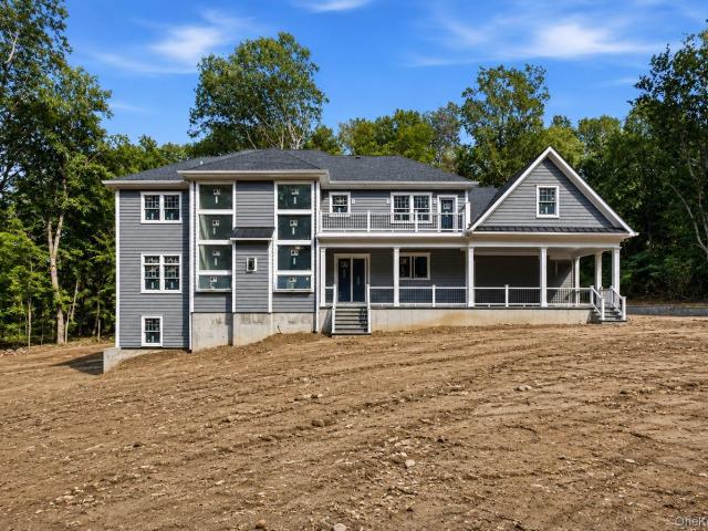 550 Moriches Road