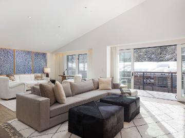 550 S Spring Street 392, Aspen, US, CO