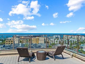 550 Seagaze Dr, Unit 23, Oceanside, CA 92054 | MLS #NDP2602