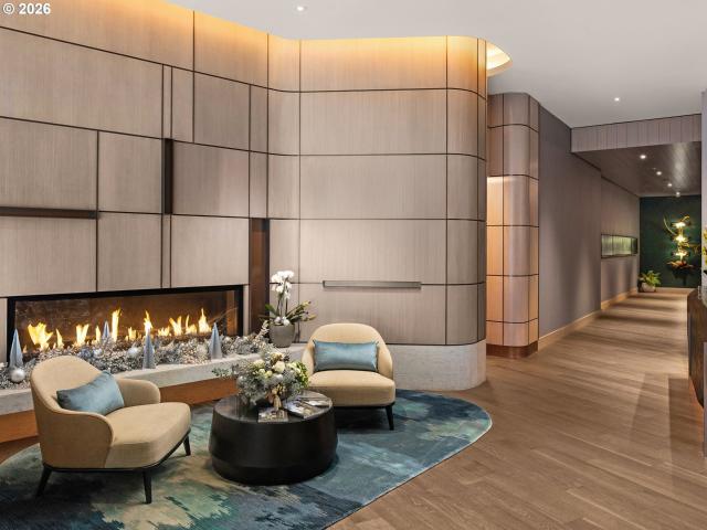 550 SW 10TH AVE # 2202