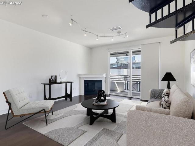 550 Park 2603