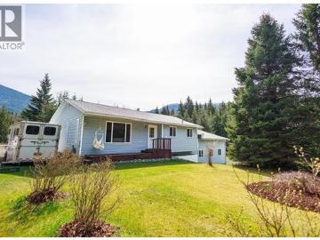 5515 Kleanza Drive, Terrace, BC, V8G 0A7 house for sale | Listing ID R3135 | Royal LePage