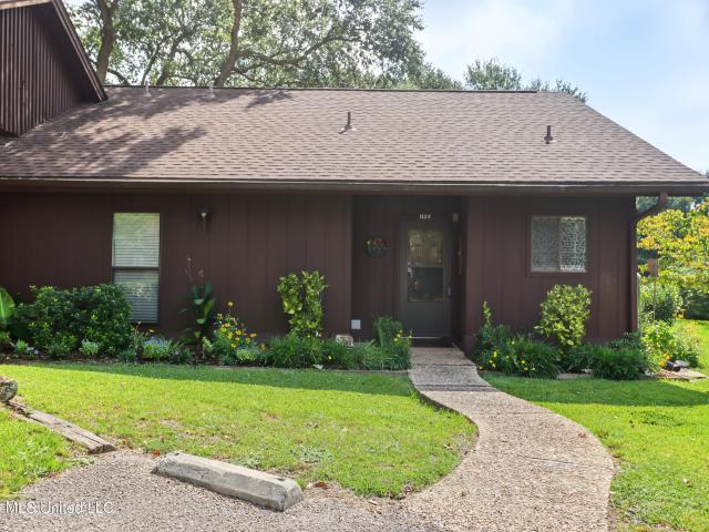 5510 E Golf Club Dr