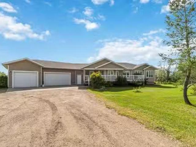 55117 Rge Road 263, Rural Sturgeon County, AB, T8R 1P4 house.