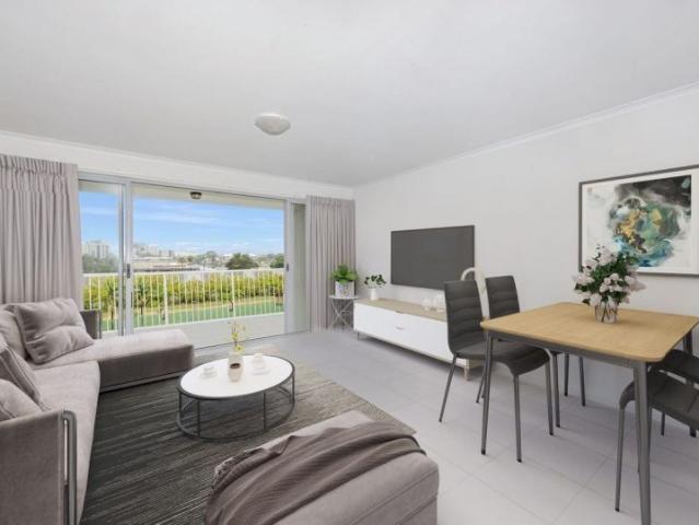 55/11 17 Stanley St, Townsville City