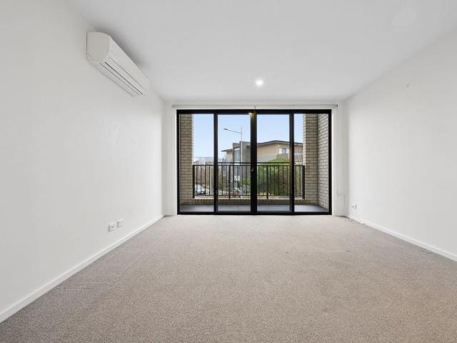 55/135 Easty Street, Phillip ACT 2606 Townhouse For Rent | Domain