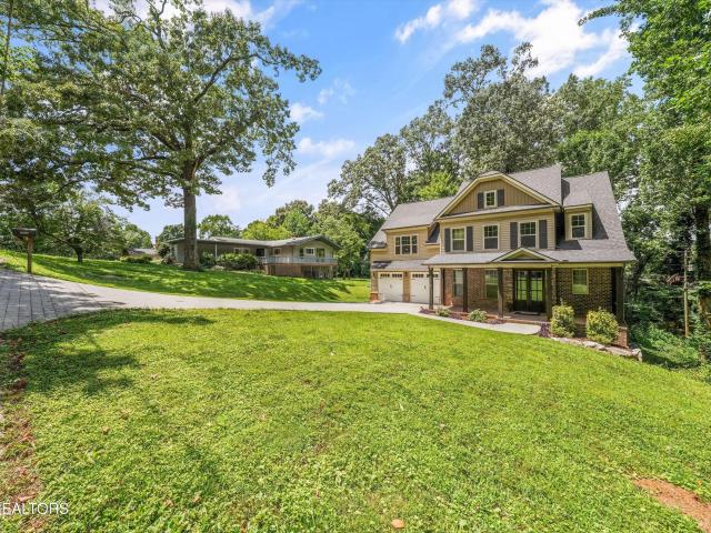5513 Pinellas Drive