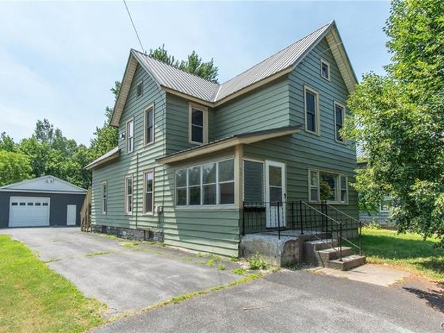551 Coffeen St, Watertown, NY 13601
