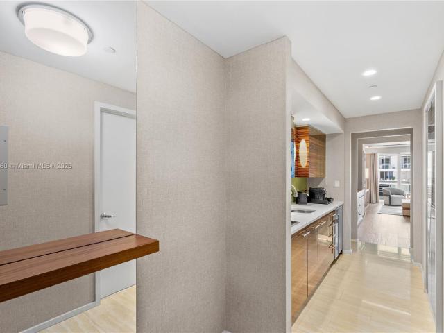 551 N Fort Lauderdale Beach Blvd, Unit R1909, Fort Lauderdale, FL 33304 | MLS #A11836
