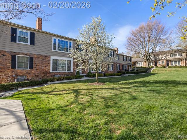 551 N Old Woodward Avenue