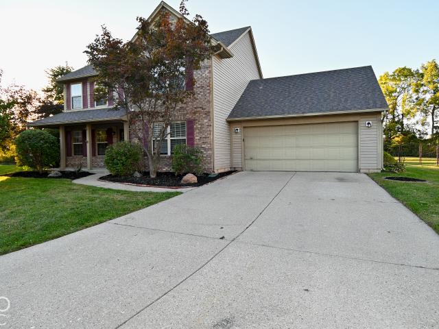 5524 Oakcrest Drive