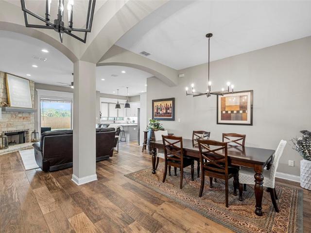 5525 Black Horse Court